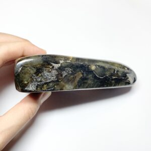 Labradorite0012